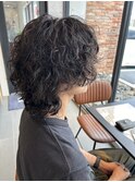 ミディアムウルフ×波巻きスパイラル