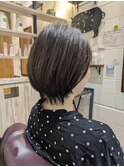 ショートボブ