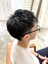 タヒエ(tahie)&nbsp;メンズカット×刈り上げ×ブルーブラック