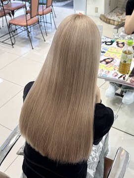 フォルテ 中田店 ハイトーンホワイトベージュ