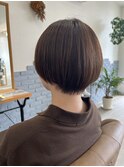 丸みショート×顔周りレイヤー