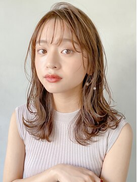 レア 表参道(L'ea) 黒髪クラゲヘアーオリーブグレー小顔ココアベージュ