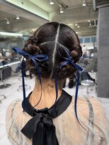 ダブ アオヤマ(DaB AOYAMA)&nbsp;お呼ばれヘアアレンジツインお団子ひつじヘアタイトアレンジ