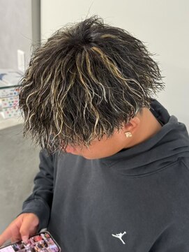 エルマーク 松山(L-MARK) メッシュハイライトスパイラルパーマツイストパーマツーブロック