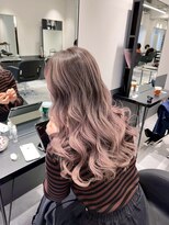 シエラ 南船場(CIERA.)&nbsp;天使の羽バングクラゲヘアーハッシュカットレイヤーカット