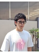 シーンバイラッド ヘルム(SCENE by RAD helm) ビジネスにも合う爽やかツーブロックショートメンズカット艶感