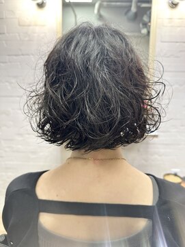 クレス 新宿御苑前(cresc) ミディアムミックスパーマ♪ 40代/50代/60代