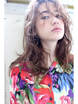 ミラバイグリーン(Mira by green) SUMMER WAVE　ハニーヘア