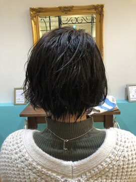 ロンド ブランシュ 錦糸町北口(Lond blanche) 20代30代必見！大人ウエーブ前下りショート☆担当副店長川上功介