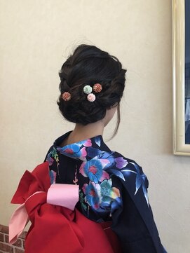 美容室 シャルドン ナチュラル黒髪編込み