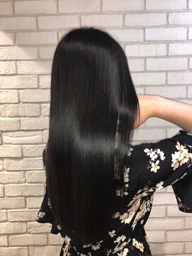 シシ 新宿(She 2.) 大人美人 艶髪スタイル