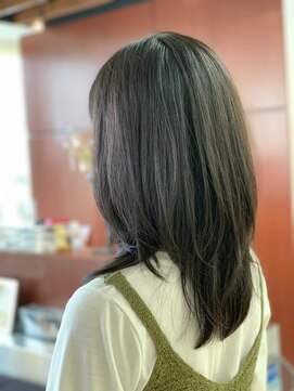 クオリス 赤塚店(QUALIS) 20代30代　セミロング/ナチュラルレイヤー/マットカラー