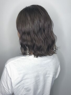 フロート 小阪店(float) アッシュグレー_マロンベージュ Aラインボブ かきあげ