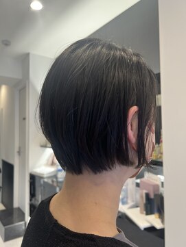 ディーヘアーデザイン(d.HAIR DESIGN) 耳かけ大人ショート