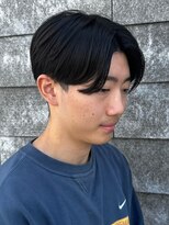 ニアウ 太田店(Niau)&nbsp;センターパートニュアンスパーマ刈り上げツーブロックメンズヘア