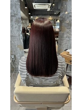 エッセ 大阪梅田茶屋町店(esse) チェリーレッド