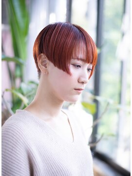 ビハインドザカーテン(BEHIND THE CURTAIN) 刈り上げ×オレンジショート×オータムブラウン