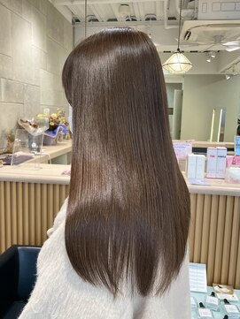 メロウバイケンジ(mellow by KENJE) 【透け感グレージュ】