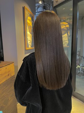 髪質改善トリートメント艶髪ロング