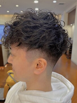 スカイビューレックス 赤坂店 スペインカール×スキンフェード