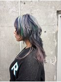 ブロンドと寒色ミックスデザインウルフ