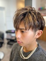 コージーヘアー(kozy hair)&nbsp;ツーブロック　ハイライトスタイル