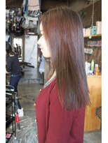 オーバーキャプテンネイキッド(OVER CAPTAIN NAKED)&nbsp;秋のファッションに合わせたピンクベージュでシックなセミロング