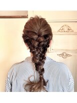 スタティックヘアー(Static Hair) .
