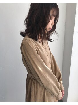 シェルパ(SHERPA) 【ＳＨＥＲＰＡ】外ハネミディアムスタイル、髪質改善