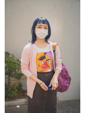 ビビト(bibito) bibito ブルーカラー　ウルフカット　オン眉　ダブルカラー