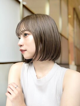 アフロートリノ(AFLOAT Leino) 小顔ヘルシーレイヤースタイル透明感カラー【修】20代30代40代