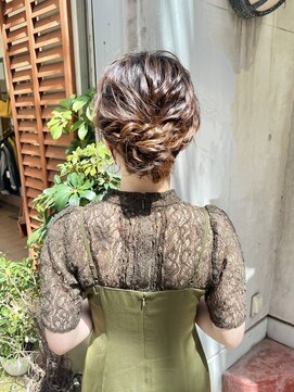 スミ(sumi) ヘアセット×編みこみアップ