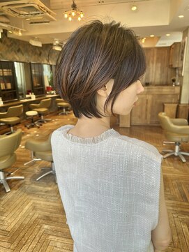 ビュートリアム 南青山(BEAUTRIUM) 大人ショート ショートボブ ショートヘア 30代40代50代表参道