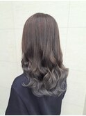グラデーション×グレージュ
