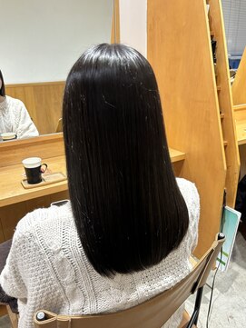 アンフィ 東京(Amphi) 【圧倒的艶髪!!イルミナ&髪質改善ULTOWAトリートメント♪】