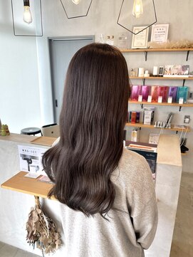 シェル 津山の手店(shel) 透明感抜群アッシュグレーカラー韓国レイヤーこなれロング