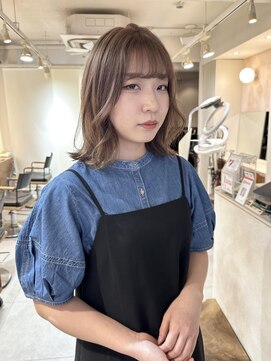 テトラ バイ ネオリーブ 横浜西口店(tetra by neolive) レイヤーカット　横浜　ダブルカラー　ミルクティーベージュ