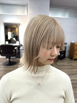 カーフリヘア ウル 千葉店(Kahuli hair Ulu) ホワイトベージュ/ブリーチカラー