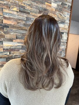 モヌエ(monue) ハイライト