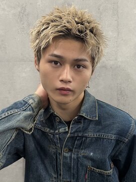 ラベル 渋谷(LAVEL) スパイキーショート/ブロンド/ブリーチカラー/抜きっぱなし