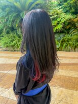 トッカ ヘアアンドトリートメント 難波店 サイドがブルーのレッドインナーカラー