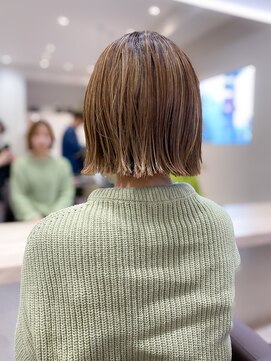 シュク 高円寺(SYUK) SYUK kazu 【高円寺 顔まわりカット 髪質改善 ハイライト 】