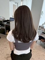 モエ 一社(MOE)&nbsp;デザインカラー/レイヤーカット/ウェットヘア/グレージュ/艶髪