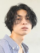 フィフス 大分(fifth)&nbsp;大分シャドウパーマメンズカットラウンドマッシュセンターパート
