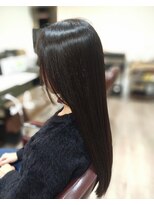 ビーズ ノイ(BEE´Z NEU) ダークアッシュロングラウンドカットスタイル2.4