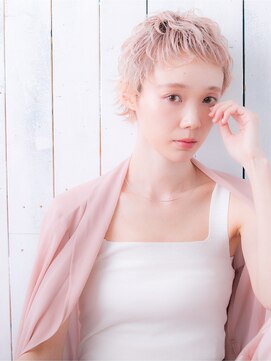 ヒップスアイズ(Hip's eyes) edgy short　[大宮/大宮駅]