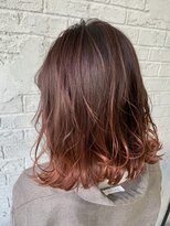 プライズ 池袋店(prize)&nbsp;グラデーションカラーコーラルピンク無造作カール6028