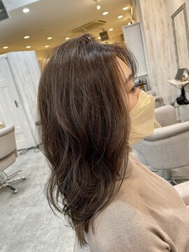 ジーナ 銀座(Zina) 【Zina銀座】ミディアム×グレージュ