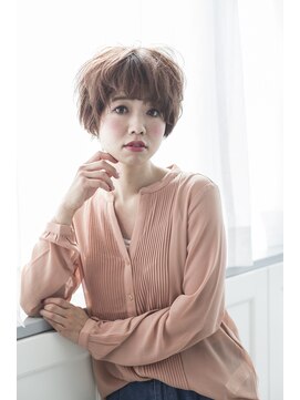 ミエル ヘア 新宿(miel hair) 〈mielhair新宿〉マッシュショート　イルミナカラー