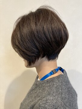 シャンプーボーイ セントラル 博多(SHAMPOO BOY central) 丸みあるショート